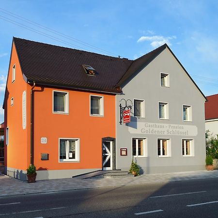 Goldener Schluessel Mit Gaestehaus Sina Nördlingen Exterior foto